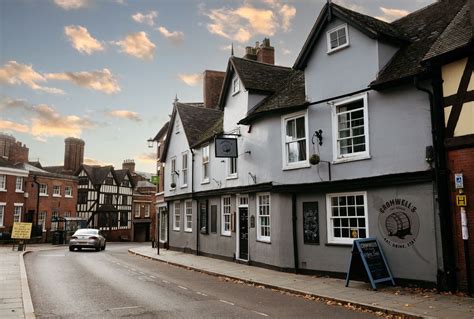 Shrewsbury town centre pub reopens after five months with new owner and ...