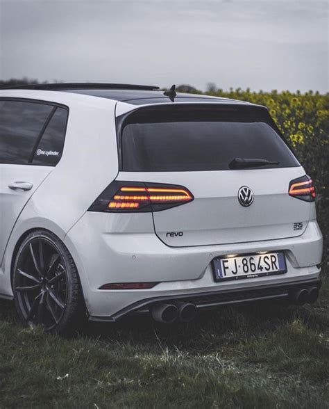 VW MK7 R | Autos