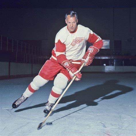 Gordie Howe, Detroit Red Wings | Hockey, Hockey hall of fame, Detroit ...