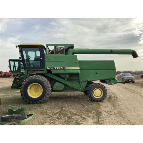 John Deere® Combine 7720 | Worthington Ag Parts