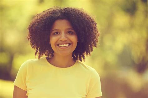 Wash and Go: How to Do a Wash n Go Hairstyle on Natural Hair