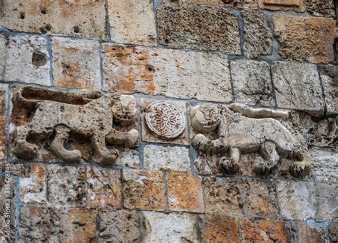 The fortress walls of Jerusalem that have survived to this day were ...