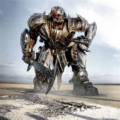 4K screenshot of Megatron in the Desert. Anymore single screens you ...