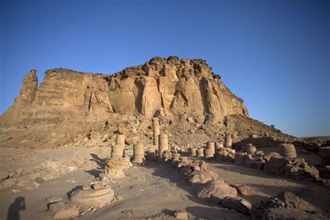 Temple Of Amun, Jebel Barkal, Karima, Sudan | Ancient ruins, Travel ...