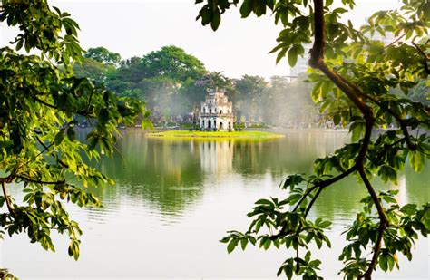 Hoàn Kiếm Lake: The Heart of Hanoi - Global Volunteers