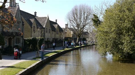 Bourton on the Water | Britain Visitor Blog