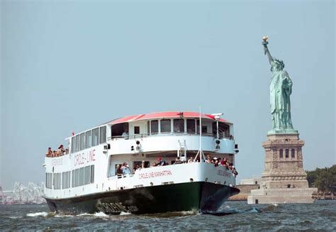 NYC: Circle Line 90-min Landmarks Cruise Skip-The-Box-Office | GetYourGuide