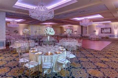 Crystal Ballroom at the Radisson Hotel of Freehold - Hotel Weddings ...