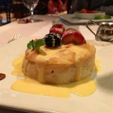 Bread Pudding @ Ruth's Chris Steak House | Bread pudding, Yummy food ...