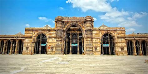 Jama Masjid Ahmedabad (Entry Fee, Timings, History, Built by, Images ...