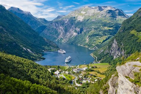 The Best Time Of Year To Go On A Norwegian Fjords Cruise | Trailfinders