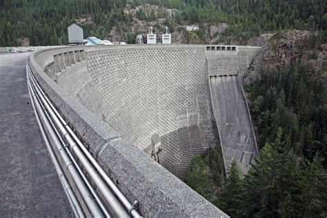 Concrete dam stock image. Image of reservoir, concrete - 16109049