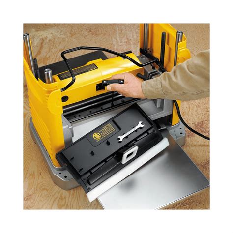 DeWalt DW733, DW734, and DW735 Planers: Differences and Upgrades ...