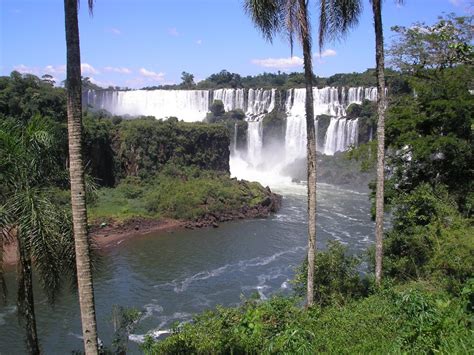 Weather & Best Time to Visit Iguazu Falls | Andean Trails