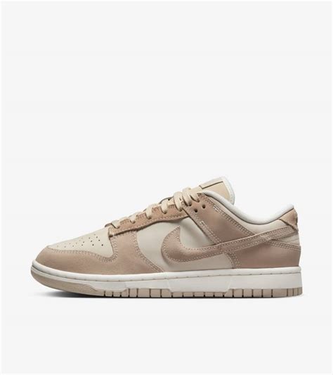 Women's Dunk Low 'Sanddrift' (FD0873-126) Release Date. Nike SNKRS