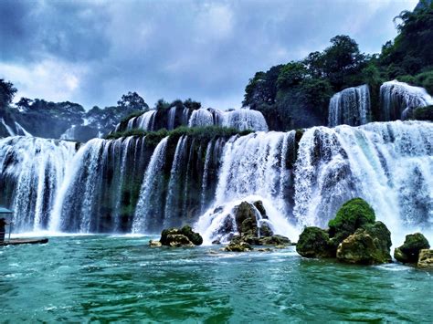 Ban Gioc Waterfall in Cao Bang - Vietnam [4000x3000] : r/EarthPorn