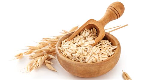 Oatmeal Vs. Oat Bran: What's The Difference?