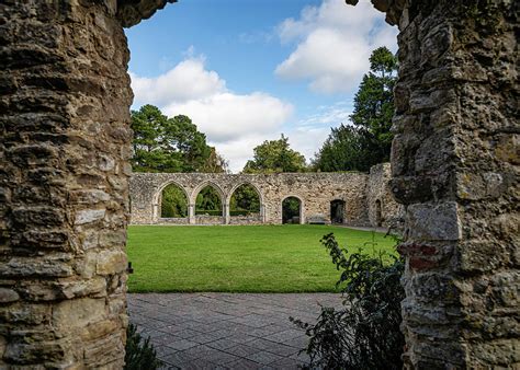 Beaulieu Abbey Ruins Photograph by Shirley Mitchell - Fine Art America