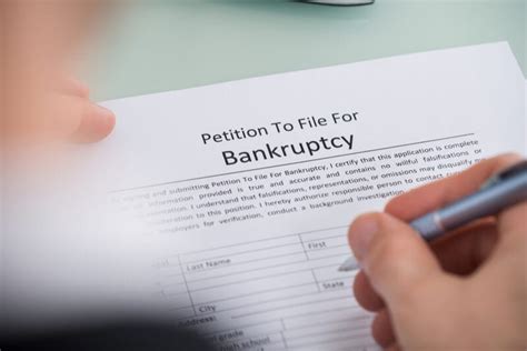 Chapter 11 Bankruptcy: What Is It & How Does It Work