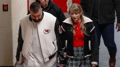 Photos of Taylor Swift, Travis Kelce leaving Chiefs game | Lexington ...