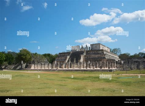 Temple of Warriors Chichen Itza Yucatan Mexico Stock Photo - Alamy