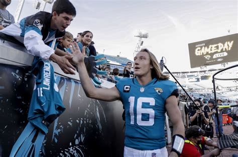 Jaguars QB Trevor Lawrence says last year was a blur, excited for 2022