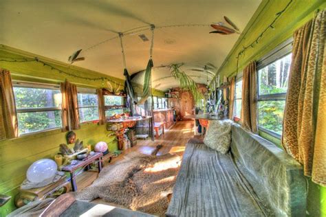 Hippie bus! WOw! | Interiors | interieur | Pinterest | Posts, Buses and ...