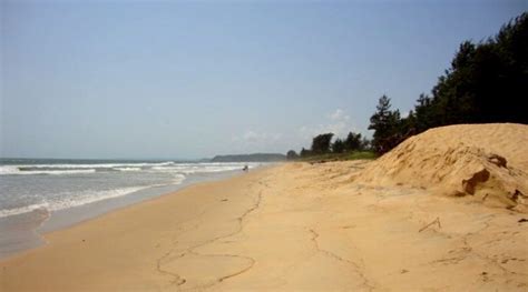 Shiroda Beach in Maharashtra & Goa | Shiroda Tourism Guide