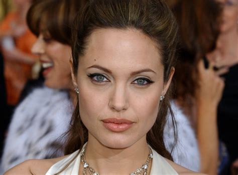 This Lip Filler Technique Will Give You Angelina Jolie Lips | Blog ...