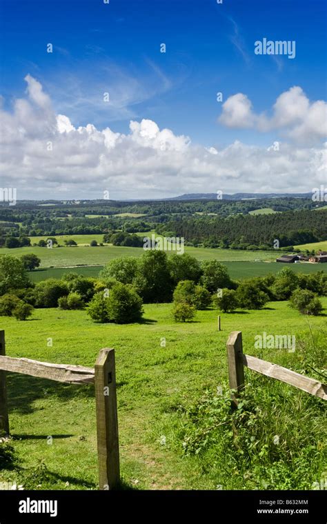 British countryside hi-res stock photography and images - Alamy