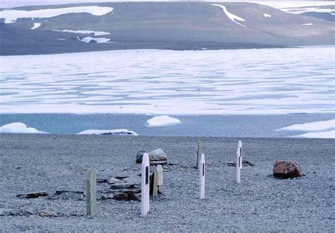 Graves of Beechey Island – Nunavut - Atlas Obscura