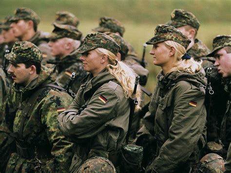 Bundeswehr Military Women, Military Army, Israeli Female Soldiers ...