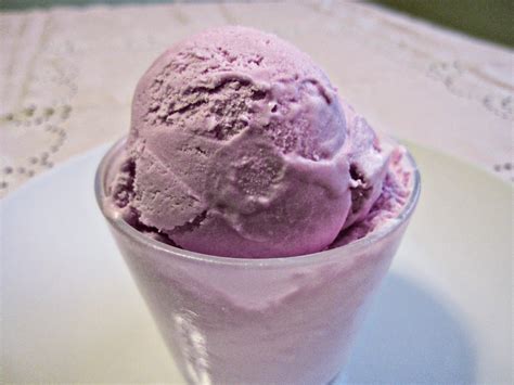 Taro Ice Cream: The 10 Minutes Recipe - LahangaHouse