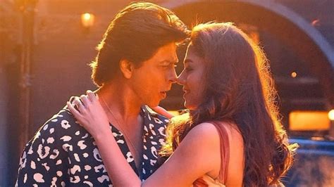 Chaleya song from Jawan: SRK and Nayanthara are sight for sore eyes in ...