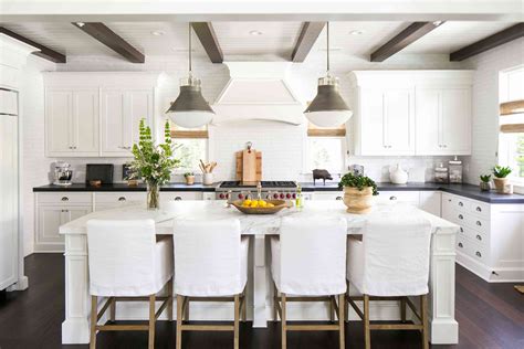 13 Lovely White Kitchen Cabinet Ideas We'll Always Love