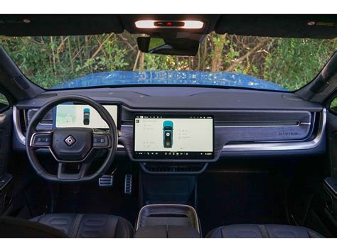 2023 Rivian R1T: 31 Interior Photos | U.S. News