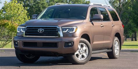 New 2022 Toyota Sequoia Redesign, Interior, Spy Photos | Toyota Engine News