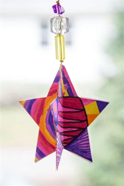 How to Make 3D Paper Star Ornaments | 3d paper star, Paper stars ...