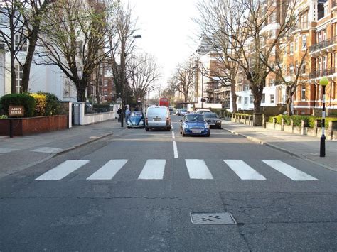 The Daily Beatle has moved!: The relocation of the Abbey Road zebra ...