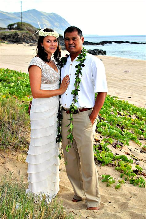 Planning a Hawaiian Wedding on Oahu - a memorable time