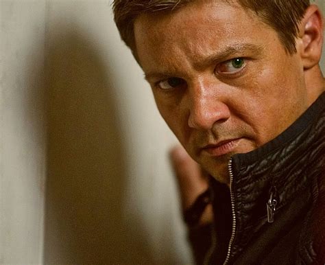 hi def - eyes | Jeremy renner, Renner, Bourne legacy