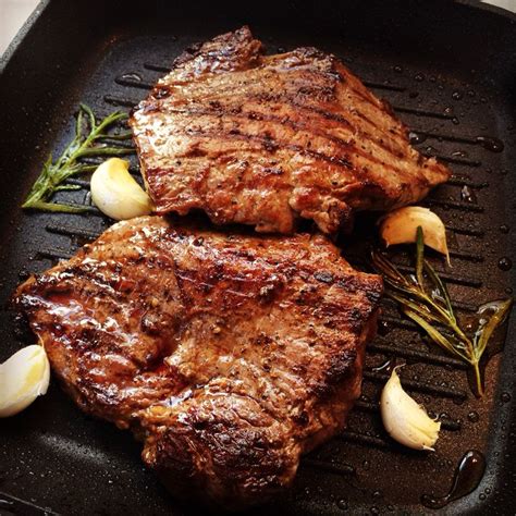 The perfect steak - recipe by Gordon Ramsay, made by Husband. :)