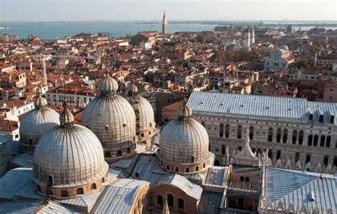 Top 5 (+1) Churches to Visit in Venice