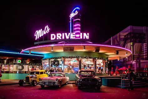 Mel's Drive-In at Universal Studios | Diner Aesthetic, Vintage Diner ...