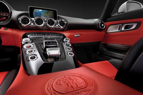 Mercedes-Benz GT AMG – Interior Pictures – BenzBlogger