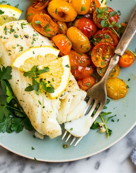 Pan Fried Cod {Simple Recipe with Butter and Lemon} – WellPlated.com