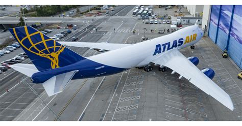 Boeing, Atlas Air Celebrate Delivery of Final 747, an Airplane that ...