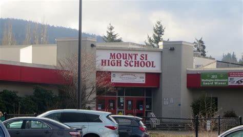 Small Fire reported at Mount Si High School, all students safely ...