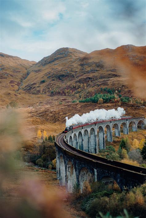 How to Take Iconic Glenfinnan Viaduct Photos - Train Photo Spot ...