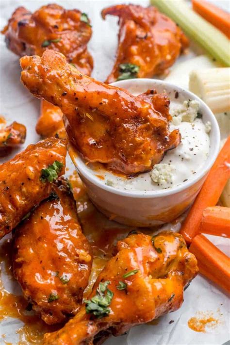 BAKED Buffalo Chicken Wings Recipe (VIDEO) - Valentina's Corner